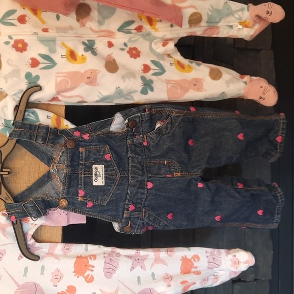 Osh kosher b'gosh heart overalls and carters sleeper clothing set size 6 months - Picture 2 of 9